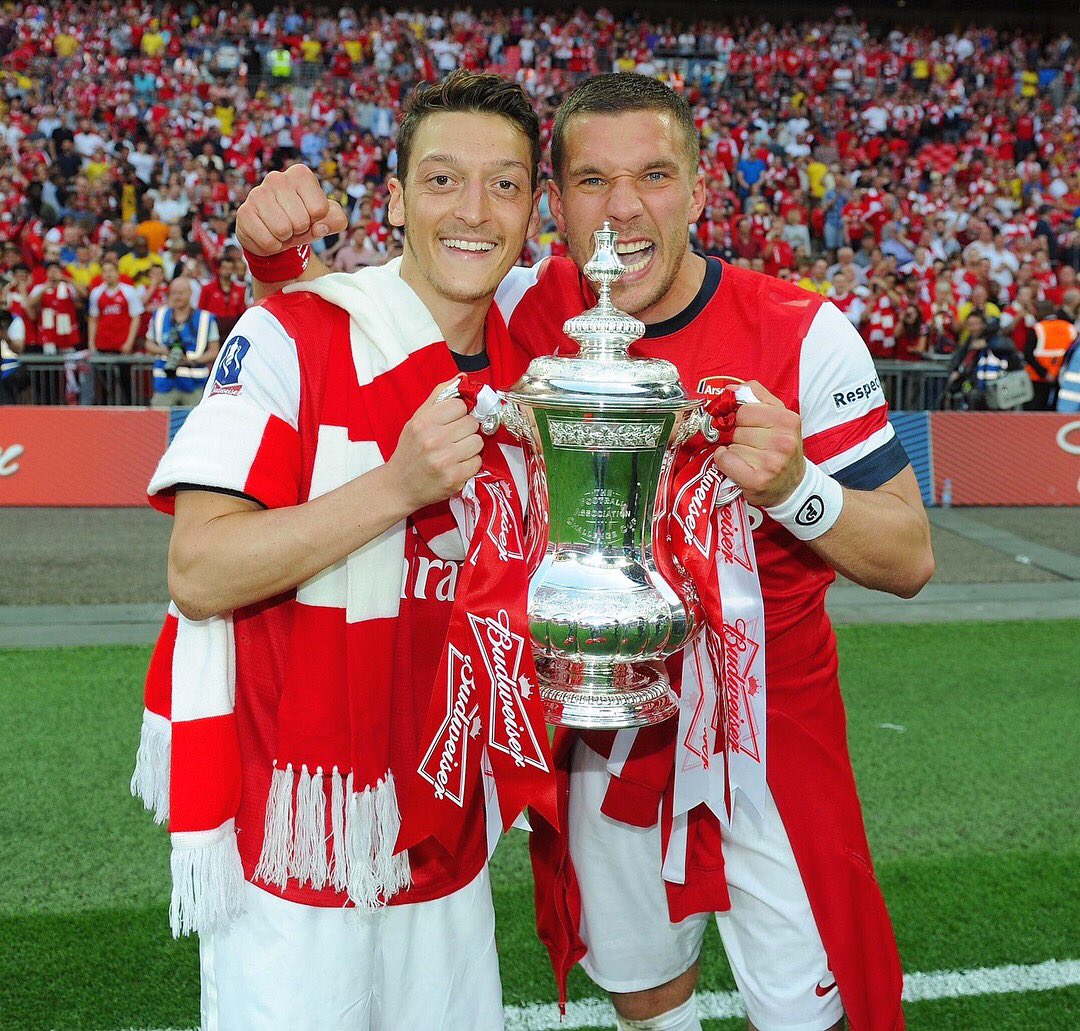 Podolski10's tweet photo. A tournament and historic night we will never forget. World Champions forever! 💪🏻🇧🇷🏆 We won many times together, and sometimes we didnt, that’s football but with you it was always magical having you as a teammate for club and country. 🧠⚽ https://t.co/j2G0bdIcVb