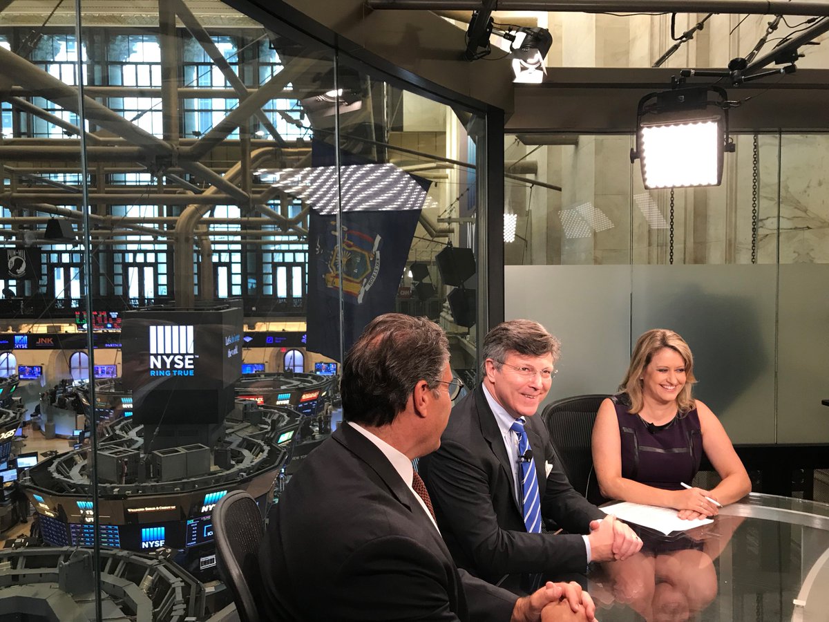 Behind the scenes at <a href="/NYSE/">NYSE 🏛</a> with <a href="/VinceMolinari/">Vincent Molinari</a> and <a href="/MarketJane/">Jane King</a> discussing the JOBS Act 3.0, capital formation and the future of the IPO market. Stay tuned for Small Cap Nation's video soon at weildco.com.
