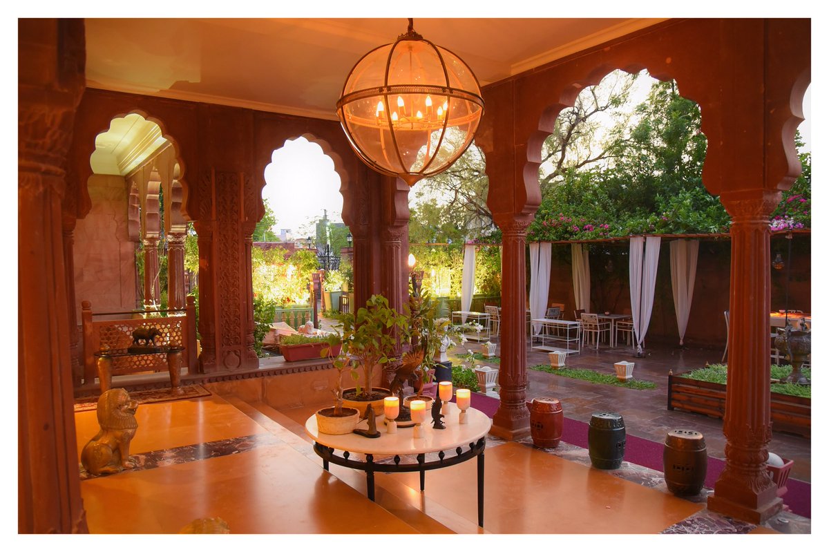 PRPundit_India's tweet image. A retreat would be incomplete without it being the perfect experience. 
A shout out to the team at Narendra Bhawan - they indulged our every whim and fancy! #beetreat #beesat20 #celebrationsatBeekaner #busyasabee