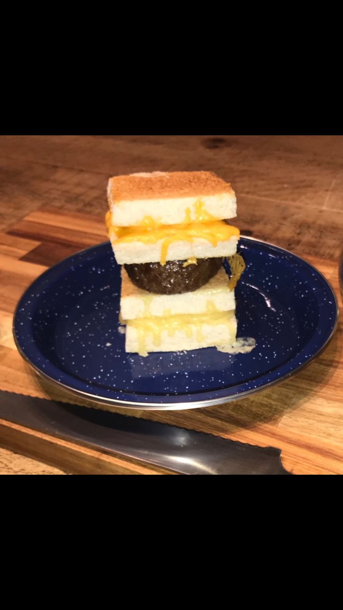 yomyomyakitori's tweet photo. Check out our Wagyu beef burger "sando" with pepperjack cheese in toasters with a beet salad and house chipotle. Wagyu is the Japanese super beef, the champagne, the caviar, the Château Petrus of meat! Watch out for this Yom Yom triumph, extra napkins available!! #yougottotrythis https://t.co/xoXMtc7ML0