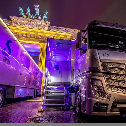 RemRecNet's tweet image. TV SKYLINE JOINS REMOTE RECORDING NETWORK
Welcome TV Skyline - the innovative service provider for television and broadcasting from Mainz / Germany.
Read the whole story here - remoterecording.net/off-the-grid/
#Flexitrailer #remoterecordingnetwork #klangöl #remotetaxi