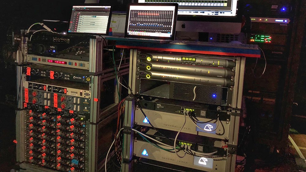 RemRecNet's tweet image. BEST OF BOTH WORLDS
When the Artist wants the 'best of both worlds' with our RemoteTaxi Flightpack. Recording Ilse DeLange at her 20 year anniversary shows at the Koninklijk Theater Carré in Amsterdam on 23 + 24 June 2018.
Read the whole story here - remoterecording.net/off-the-grid/