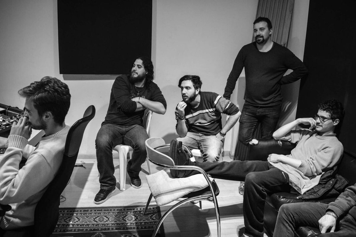 MambotangoRock's tweet photo. AMIGXS! Les dejamos algunas fotos de lo que fueron los últimos días de grabación en "El martillo"!!! Nos vemos el 15 de Septiembre presentando RITUAL DE VOCES OLVIDADAS! https://t.co/kXvATfktdK