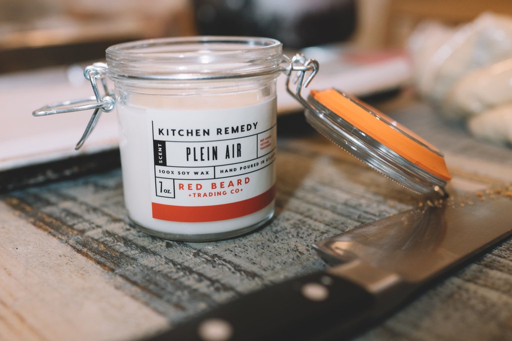 Did you know we sell Red Beard-approved kitchen candles? Introducing the Plein Air Kitchen Remedy candle featuring a clean, crisp blend of red ginger, vetiver and teakwood. Head over to RedBeardMerch.com for more details! 🔥