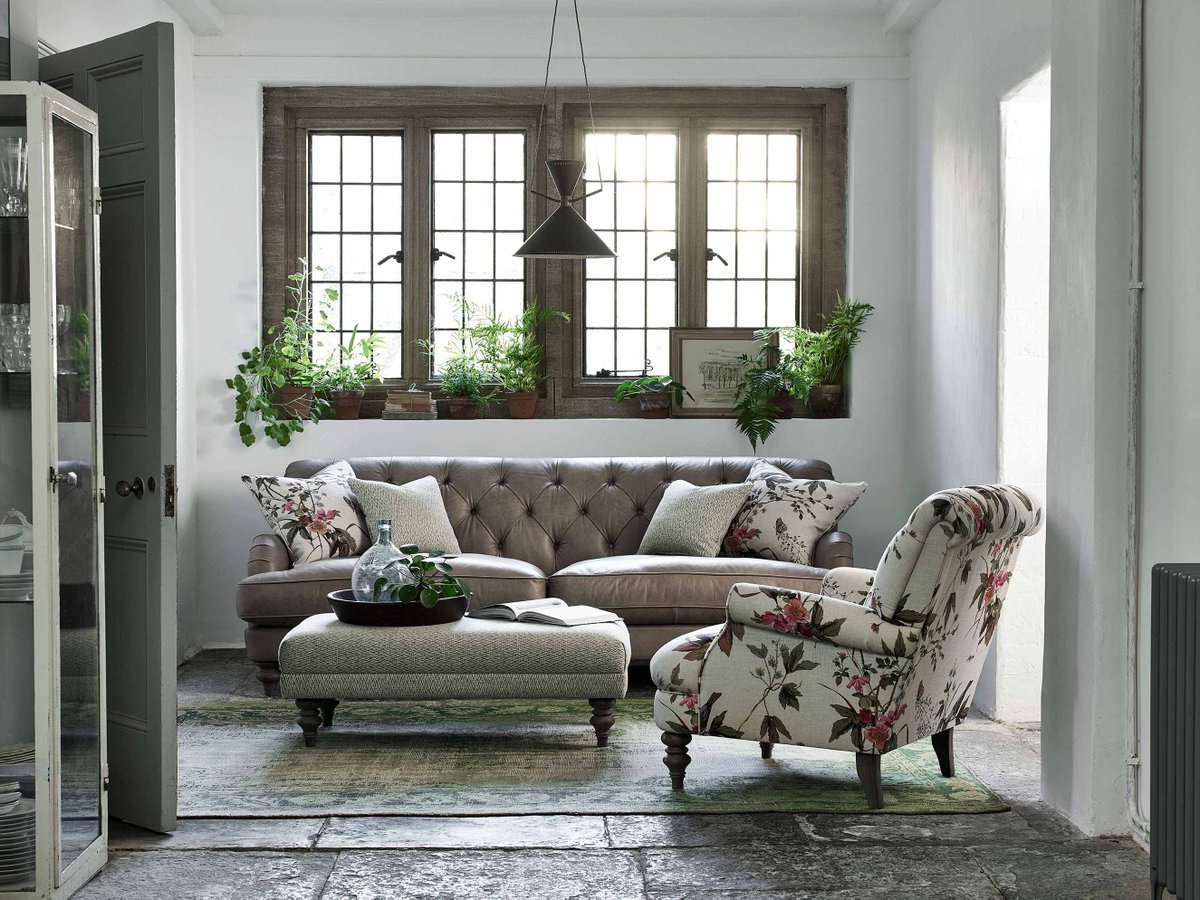 ModPortfolio's tweet image. INTERIOR DESIGN TRENDS 2018: TOP TIPS FROM THE EXPERTS: amara.com/luxpad/interio…