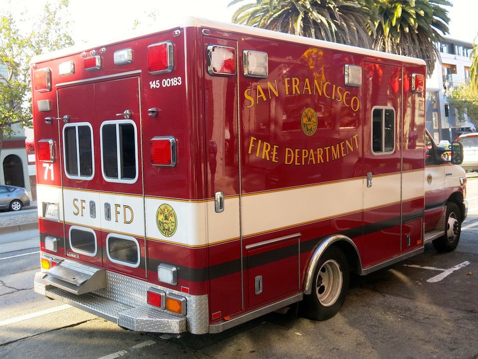 HL_NorthBeach's tweet photo. 2 injured in weekend traffic collisions https://t.co/G9HHjhue0e by @YourProtagonist https://t.co/QyhvgcSw6i