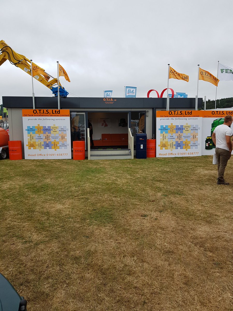 JonathanJonesHQ's tweet photo. Great first day @royalwelshshow with plenty of activity at the OTIS stand F424 @dipfast1 @HarlequinMFG https://t.co/vDz8fT9Npy