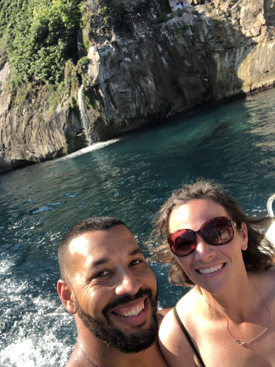 bobbythompsoni1's tweet photo. #Sorrento #capri #greengrotto https://t.co/lNMyQaSL1t