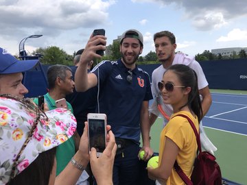 View image on Twitter