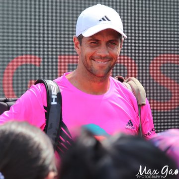 View image on Twitter