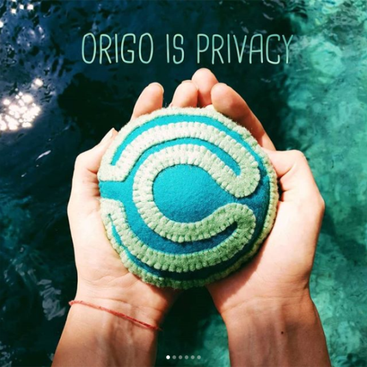 OrigoNetwork's tweet photo. Artwork from Origors 2 @moremoneybunny ORIGO IS PRIVACY #origo #origoisprivacy #origonetwork #origoico #cryptoart #creative #handmade #handcrafted #fleece #fleecetoy #deepblue #ultramarine #simplethings #details via https://t.co/UJbkd7nEvu https://t.co/5JAlc3yDv6