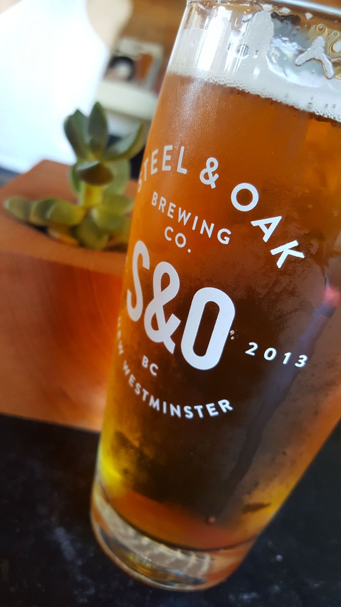 CraftUpdates's tweet photo. Beat'n the heat down with a PARADE @SteelAndOak  #craftbeerupdates #bccraftbeer #bcbeer #craftbeerbc #yvrbeer #bcbrewery #craftbeerenthusiast #beerme #beerthirty https://t.co/MmlhevuzBK