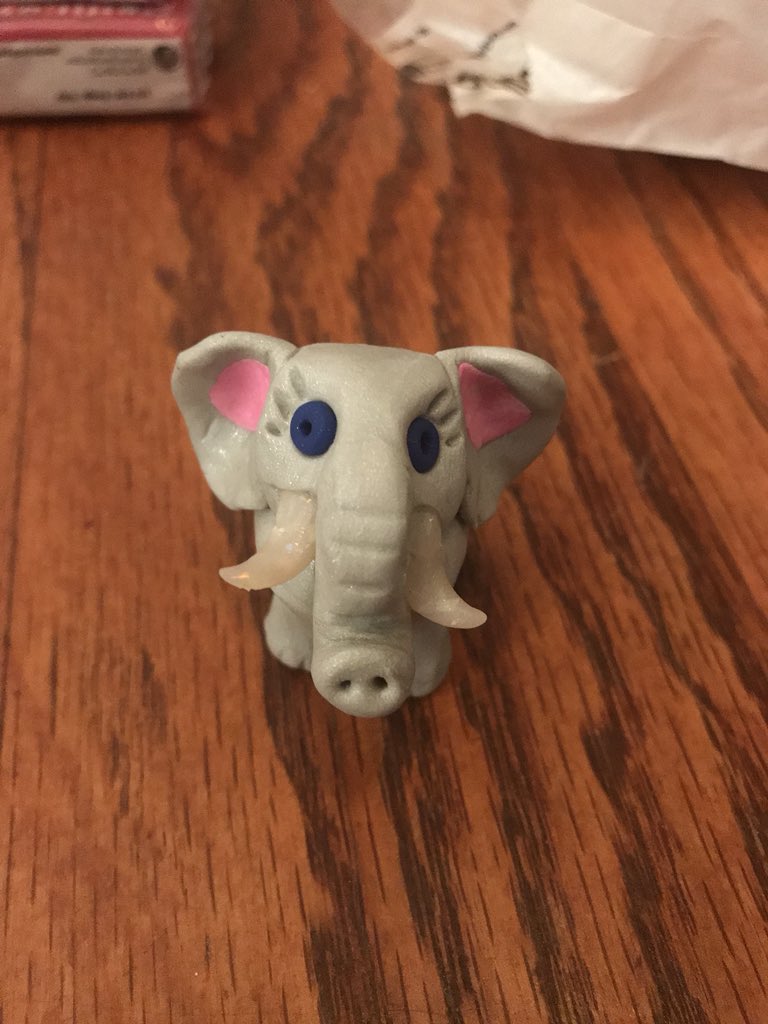 qccolab's tweet photo. If you are interested in learning about Polymer Clay for future Adult Clay Labs, please comment below! #tagtheqc #qccolab #polymerclay #makerspace https://t.co/ZnGslT3kYV