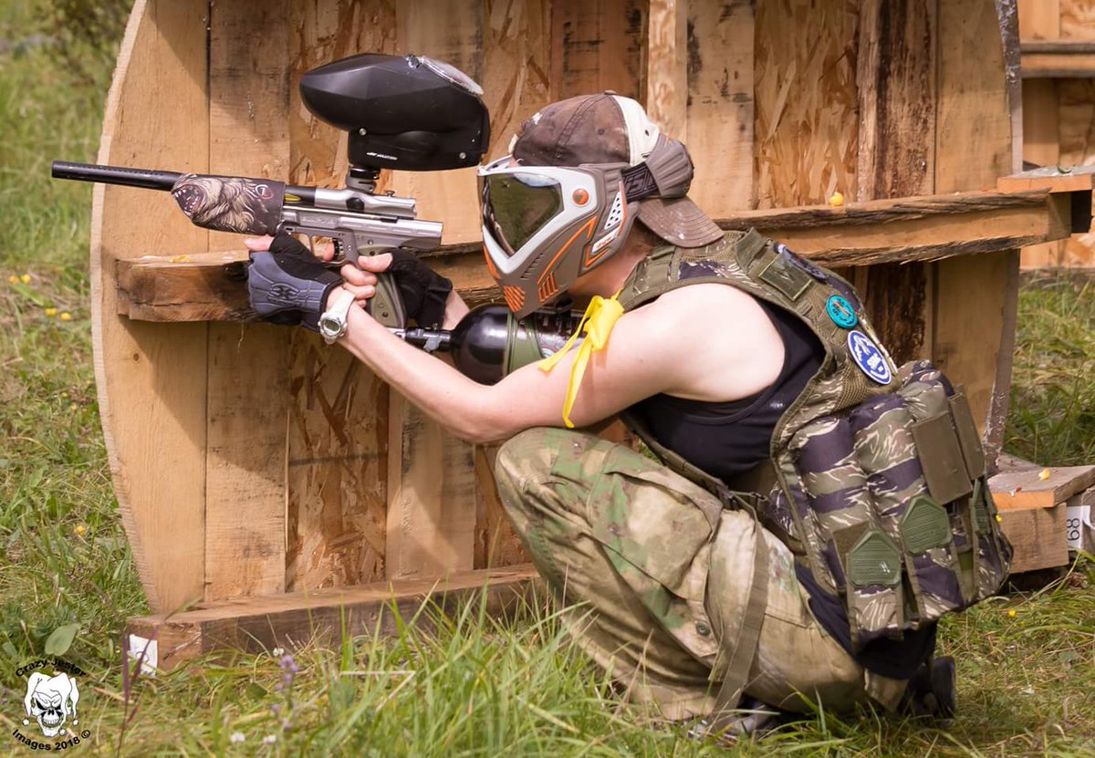 crannybartender's tweet photo. SIL Being bad ass, putting balls on faces! #shootingforacause #capturetheflag #paintballisforgirls #gingerdynamics #autococker #paintball #valkentactical #neverstopfighting #dye #crazyjesterphotograhy https://t.co/2RFrepLxlf