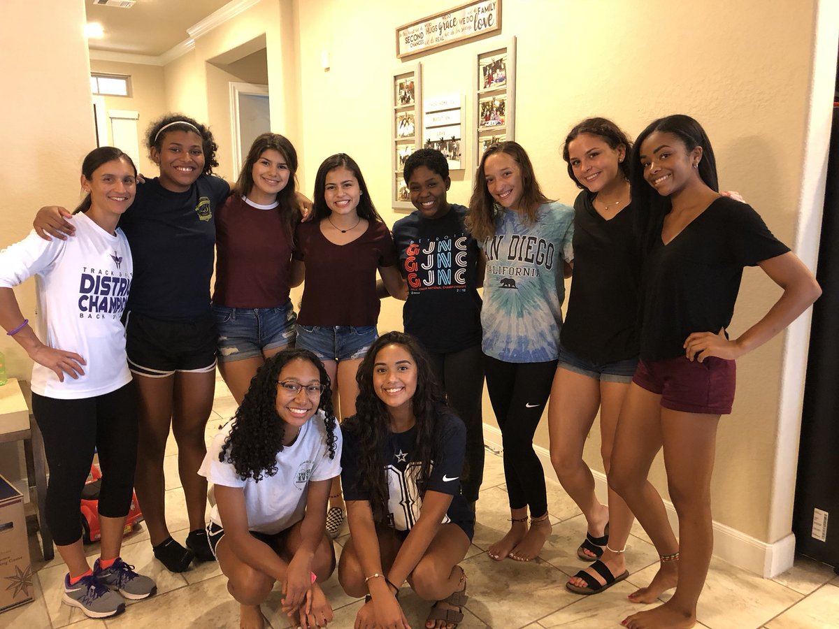 EWVB's tweet photo. We are READYπππͺπΌ! Fueled up and ready to go! Letβs get this season started #LoveMyTeam #EWVB #FinishTheFight https://t.co/heGBkk35CI