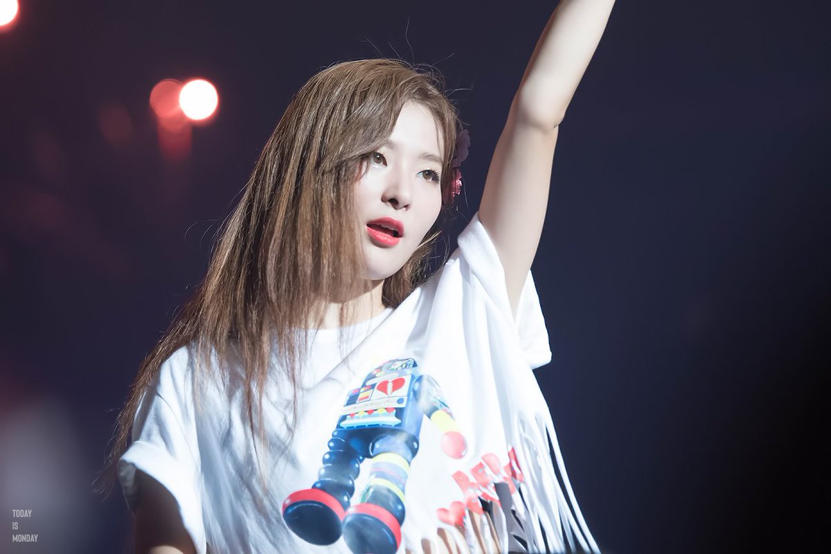 todayisMONDAY_'s tweet photo. 180805 #레드벨벳 #슬기 #RedVelvet #SEULGI

https://t.co/3Y4Tuvf8UI
https://t.co/0aduVN46tz
https://t.co/iRUYwhERQC https://t.co/T76F9Rb7BU