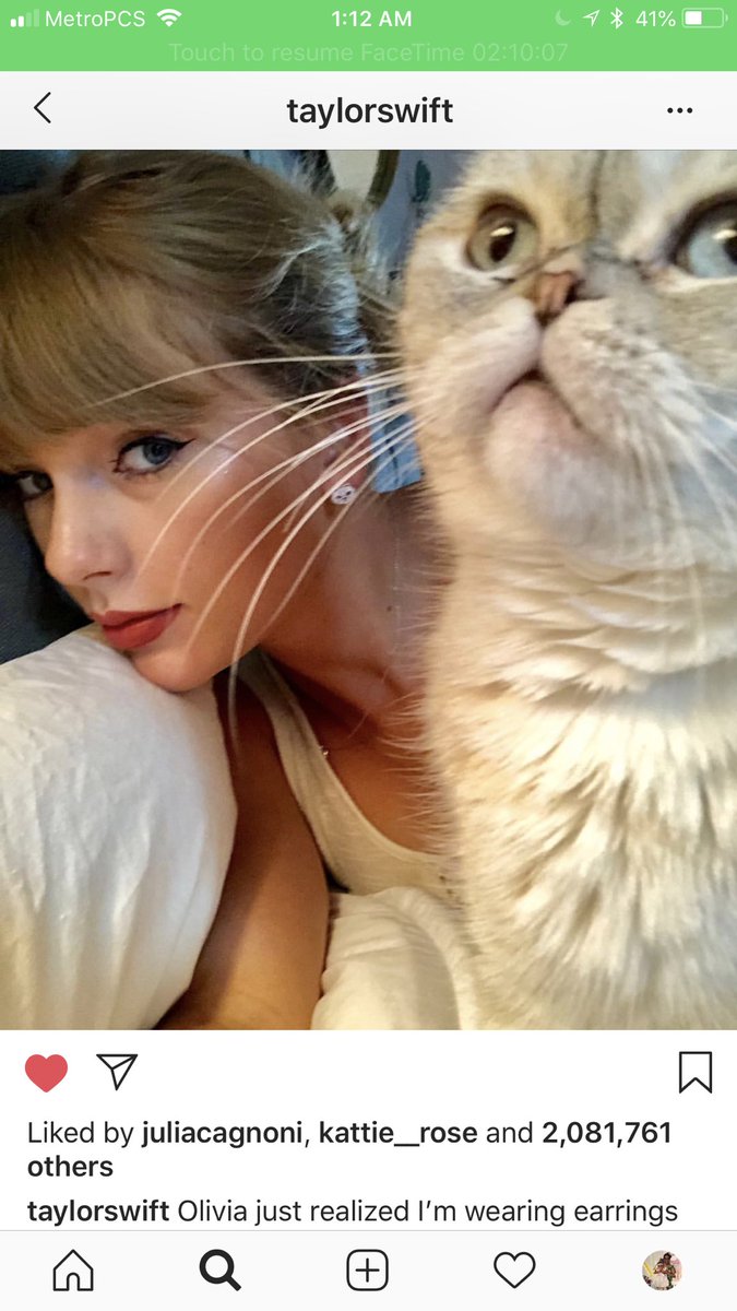 Maythefangirl's tweet photo. I’m alive bitch and I’m still in love with Taylor Swift goodnight https://t.co/XzIgGECgM9