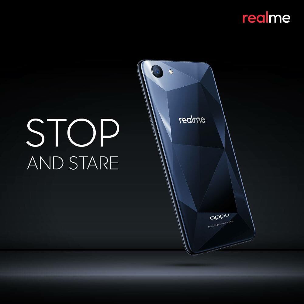 realmeIndia's tweet photo. Stops you right in the track, yes the #Realme1 Black Diamond does! #Realme https://t.co/H6vHwnYY0b