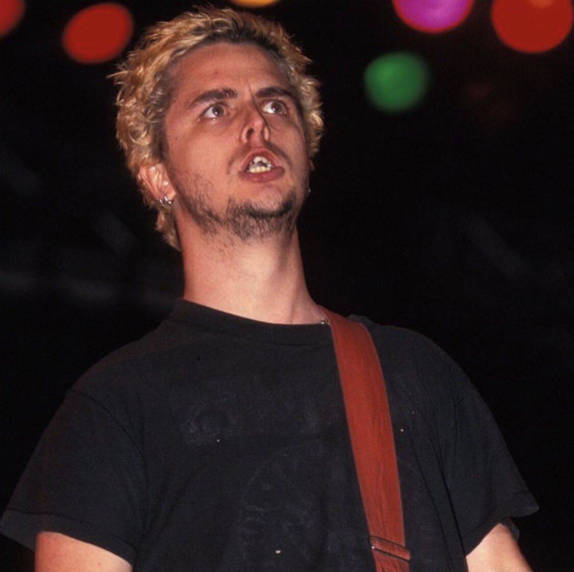 billie joe ⭑ tweet media