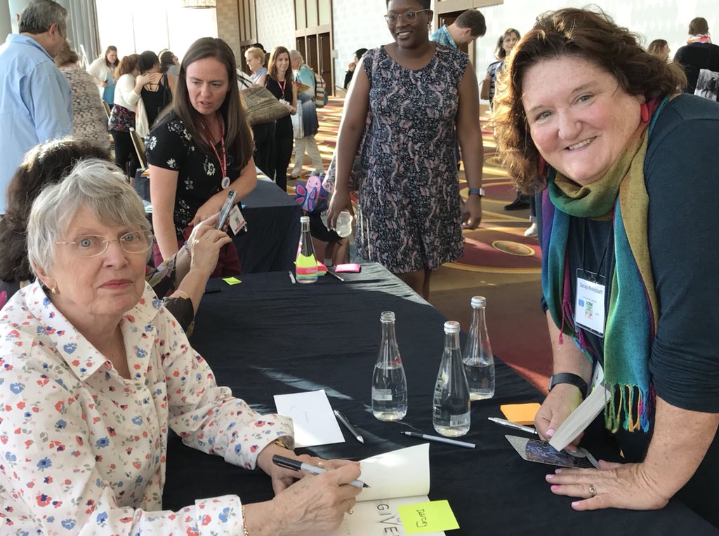 I rarely stand in lines for book signings and fan girl pictures, but Lois Lowry people! Exceptions made! #kidlit #mgauthors #heroine #LA18SCBW