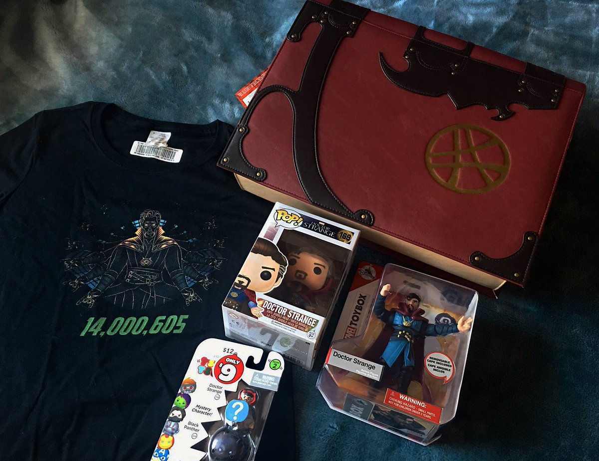 duskybatfishgrl's tweet photo. I'm clearing out my cupboards; it's another #DoctorStrange double giveaway! Closes 13 August 8pm AEST; I post anywhere (see my 1st reply for T&amp;Cs). I kinda think these 2 are pretty awesome this time :-). RETWEET ONLY to go into draw; the 2 winners will be assigned their loot. xx https://t.co/FMvRP68fma