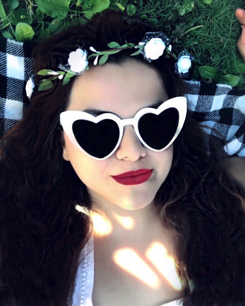 mimiandlove's tweet photo. Thank you @GarnierCAN always pampering me! #fructiscrew #vancouver #mystyle @rimmellondoncan #staymatte #londonlookca β€οΈ #lipstick Hello peeps!!! ππ½ Follow me on insta: mimiandlove π€π· https://t.co/QrItzg9HxK