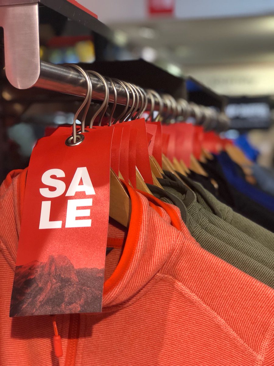 TNFStoreDublin's tweet photo. Our sale continues in #TempleBar this week with further reductions and extra discounts too. Call in and see the new lines that we've added.

#neverstopexploring #thenorthfacestoretemplebar https://t.co/M4V8Pxr35e