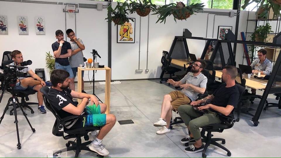 Scarfoglio's tweet image. #7Ago L'ecosistema delle startup in Italia. Ne abbiamo parlato con i ragazzi di Lexrocket ad ala34.com 
#innovazione #coworking #startup #business #italy #Entrepreneurship