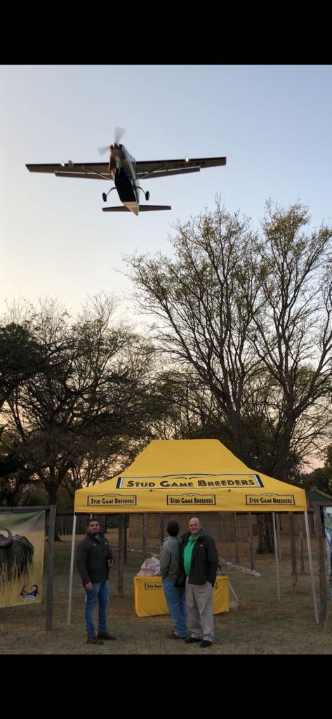 studgamebreeder's tweet photo. Lumarie Game Farm awaiting guests earlier this morning.

#clientflyintrip #SGB2018 #gameauction #wildsveiling #gamebreeders #wildboer #SouthAfrica #SuidAfrika https://t.co/Nu0rJxDXv0