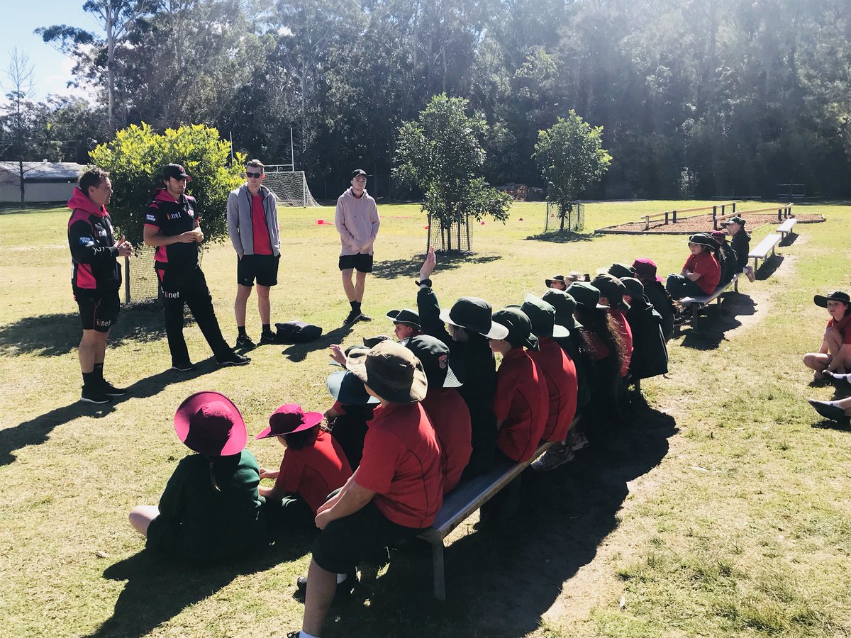 MikePeacock27's tweet photo. Some hard hitting questions from the  Wyoming PS students during the Q&amp;A @SixersBBL #cricketnsw #CountryBlitz today! #CentralCoast #PlayCricket #CricketBlast #SmashemSixers https://t.co/ZWONOTDolu