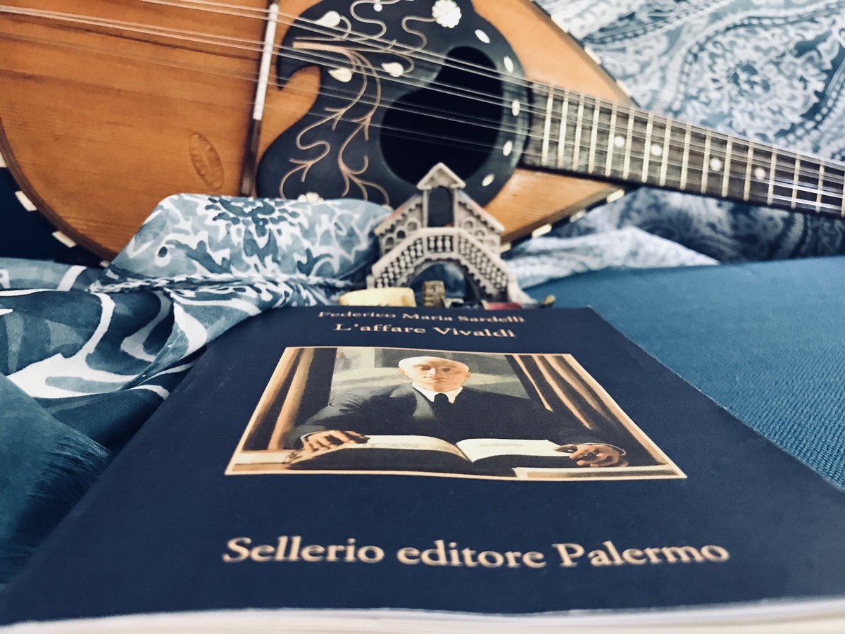 stefano3visi's tweet photo. Prosegue il racconto del viaggio dei manoscritti di Vivaldi. Oggi alle ore 16 la terza puntata di #inchiaveantica  su FM 97.5 di Radio Veneto Uno. Vi aspetto per ascoltare della musica splendida: Olimpiade, Griselda, Beatus Vir, Nisi Dominus #earlymusic  #vivaldi #musica https://t.co/GvzBuaw4h0