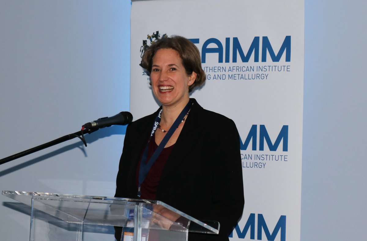 SAIMM1's tweet photo. Geometallurgy Conference 2018 Chairperson Dr Megan Becker welcoming the speakers and delegates to the first day of the conference. A vote of thanks was extended to the organizing committee, sponsors and exhibitors for their support #GeometConference2018 #SAIMM #GSSA https://t.co/OzZ30m9o3W