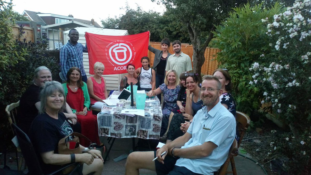 ACORNunion's tweet image. From @ACORN_Brighton:
Great strategy meeting with our new members in Worthing/Lancing area. It seems they have some dodgy landlords round there too that need sorting out. Fortunately ACORN is coming to town! ✊