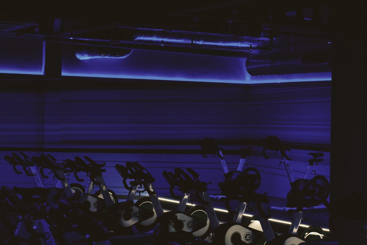prolight_design's tweet photo. Illuminate creatively. What a gym @JDGyms glad to be a part of it! onto the next #Lightingdesign #Prolightdesign https://t.co/7anLwsNexz https://t.co/YaL2EuNNgS