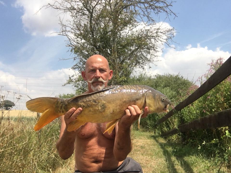 sspbaits's tweet photo. John Watkins taking a couple of nice fish on the ever reliable SYSTEM-X boilies... #TeamSSP - "Good Things Come To Those That Bait!" - https://t.co/YAiov188WQ | #SightSmellPalate #SSPBaits #SystemX #MonsterX #SSPElements #AllSeasonSystemX #WashedOutPopups #carpfishing #carp https://t.co/KU8G9tnyGk