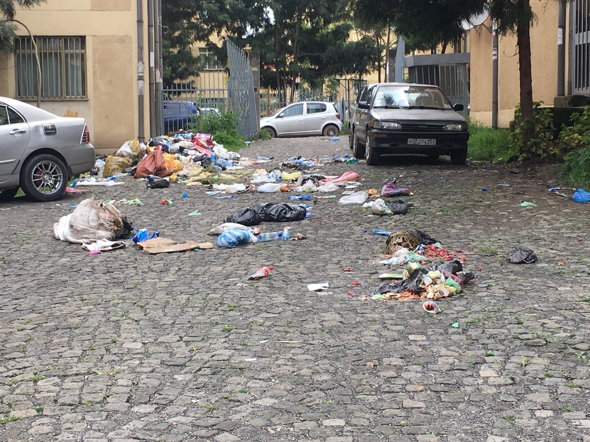 emmujc's tweet photo. When are we going to have a clean neighborhood? What are you planing to do about the trash in Addis @TakeleUma #cleanaddis #Addisababa #Ethiopia #pollution https://t.co/uh3xO9PpHe