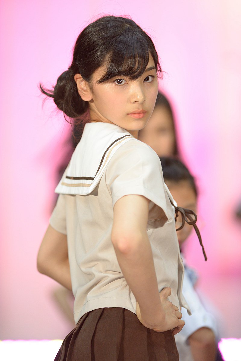 きらきらSchool Girl🌟 #栗田桃花 #くりもも #TGA17 #デザフェス