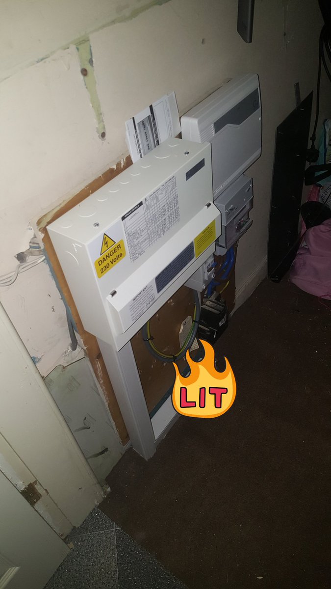 CDS_Electrical's tweet photo. #Boardchange #remedialwork #faultfinding = safe working order of an installation keeping the customers family safe
Installed water & gas bonding as there was non before.
Lees Electrical Ltd all aspects of commercial & domestic including testing & inspection. https://t.co/Sja1X95BIF