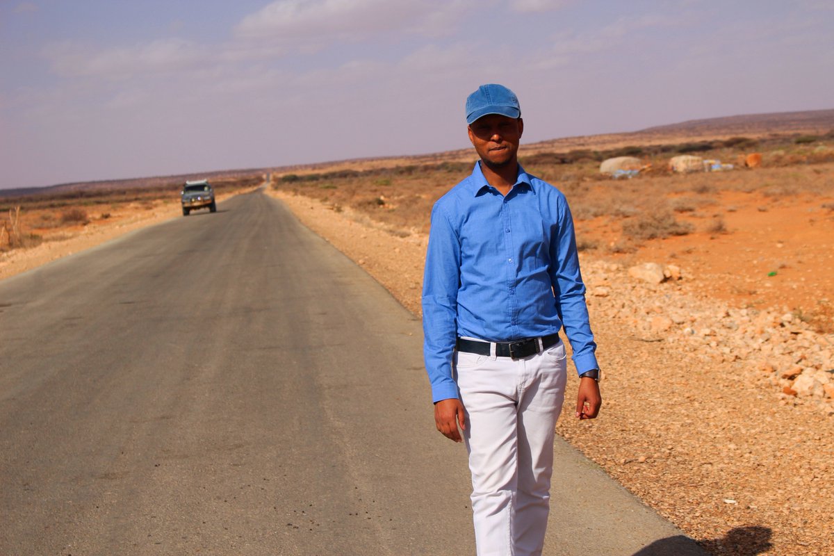 Mkabadhem's tweet image. This is a 375 kms road that connect Togdheer and Sanaag regions funded by #Somaliland government and Somalilanders without external support. 
 One of the main development projects going on in Somaliland.