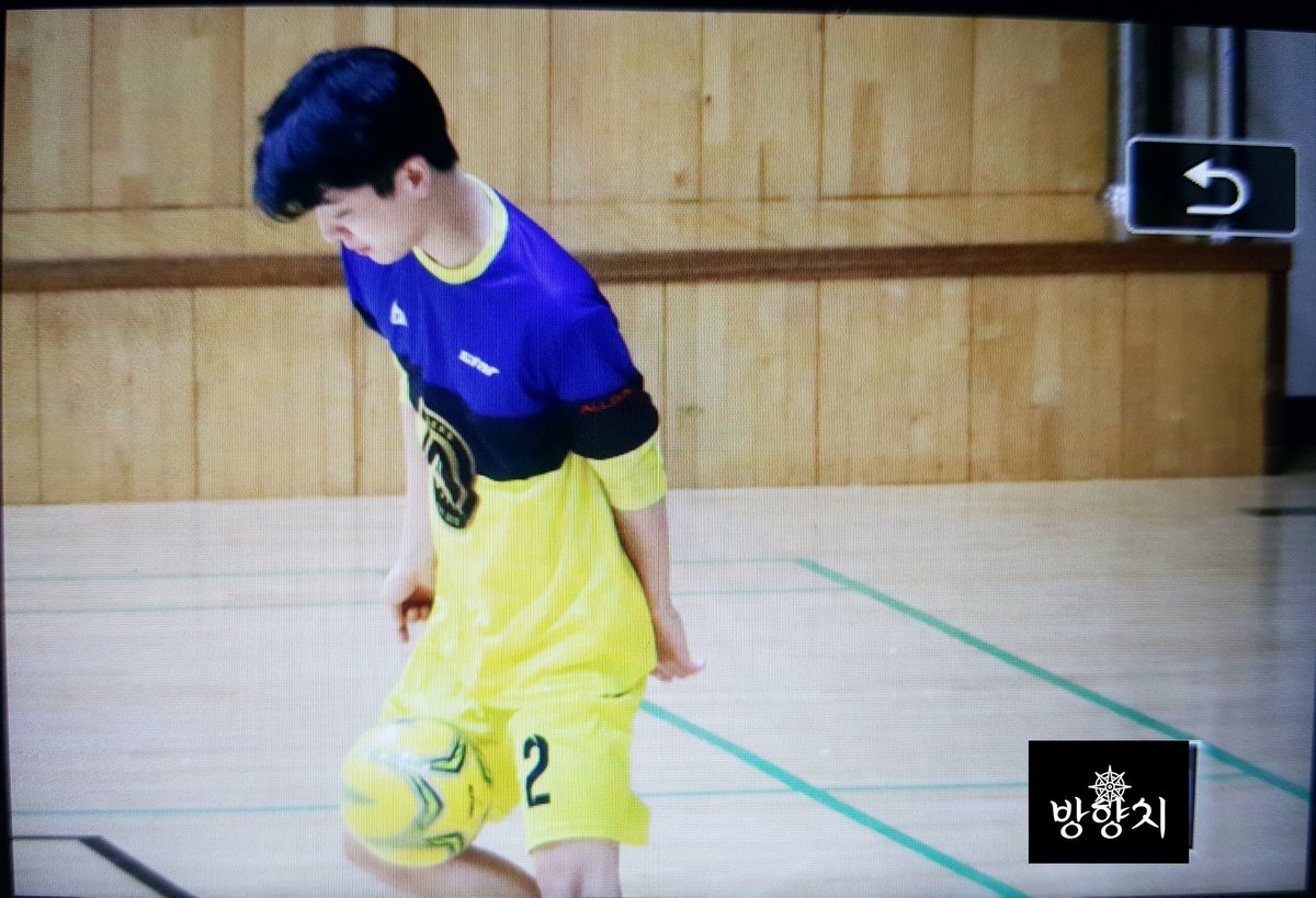 banghyangchi's tweet photo. 180805 #고양어울림누리
#이건 #이경탁 #LEEGEON #풋살 #프리뷰  #한스타연예인풋살대회 #1위 #fc어벤져스 
짜란다⚽️ https://t.co/espTT4oQ1G