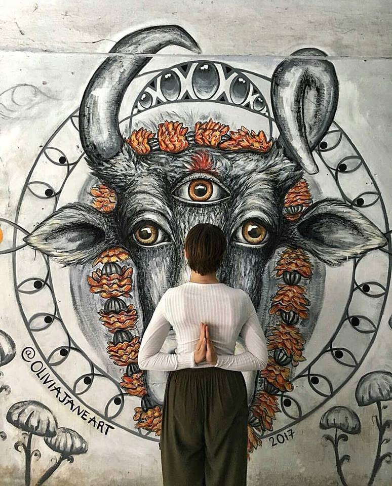 Follow - Rishikesh Pathfinders
Pashchim Namaskar gesture or the backward prayer position! •
📷 by @wokevegans 
DM us if you are coming to Rishikesh and want to explore the rich culture of Rishikesh with our Volunteers at minimal costs. - Rishikesh Pathfinders
#travellingguide