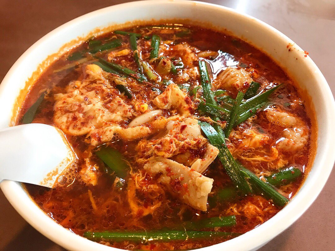 ট ইট র Tsubasa Oe 竹末東京 プレミアム もつ鍋店の人気ラーメン モツの旨味溢れる１杯 特に辛麺はばり美味かった ハマりました ボリュームもお値段も文句なし ご馳走様でした 岡山 ラーメン デカチリラーメン部 海賊 本店 岡山市北区今