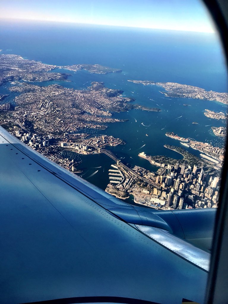 ThomsonMangnall's tweet photo. #sydney you are amazing! Loved #CSANZ18 but equally #cominghome https://t.co/IYAQhKuDOM