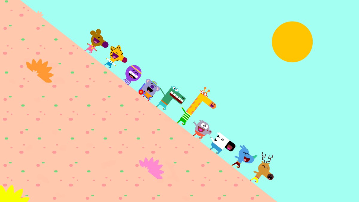 Happy Sunday! to all friends big and small! 🐾