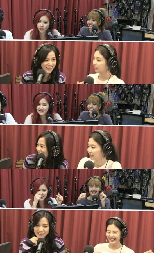 BlackPinkbuzz's tweet photo. Lisa left a strong first impression"...Blackpink reveals cute secrets on 'Youngstreet' https://t.co/luc0YUbPND  [+126][-1] Why are they so cute ㅠㅠ
 [+45][-2] Lisa is so pretty ㅠㅠ https://t.co/sF23q9oacn