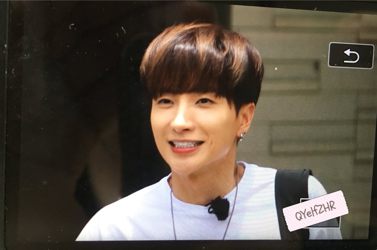 QY1004Teuk's tweet photo. 180805 채널A 태국 홈쇼핑 퇴근길 #이특 #박정수 #Leeteuk #ParkJungSu #SJxOShopping #팔아야귀국  @special1004 [PLS DO NOT REMOVR LOGO OR REPOST ] https://t.co/kazlRKB7Yz
