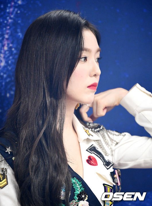 miwmiwluv's tweet photo. 180805 Red Velvet 2nd Concert Red Mare Presscon #레드벨벳 #아이린
12 https://t.co/dxMxxp1aDm