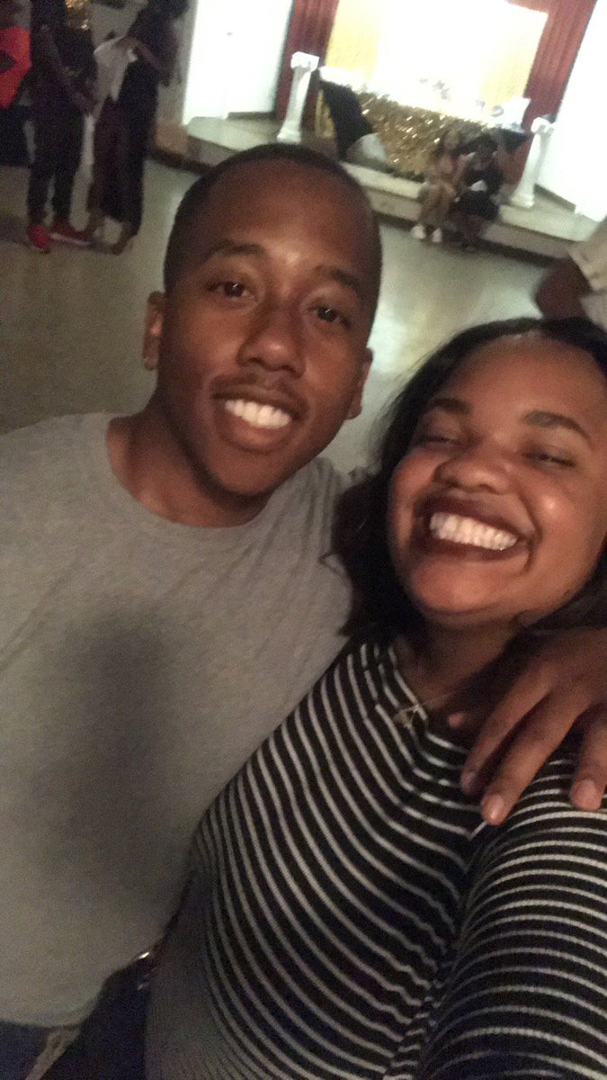 iDirectMysCENE's tweet photo. One time for my other babies 😭 @tazz_44 and @Scrapadomous 💜💛 I missed them so much !! #FamilyAffair https://t.co/As7GbcJkZM