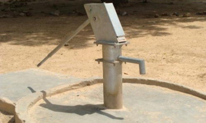 newvisionwire's tweet photo. Former minister dismantles his boreholes after losing election. We have details to this story in Sunday Vision. #EPAPER: https://t.co/pcsir0Y1mo https://t.co/vOG3Nlw18s