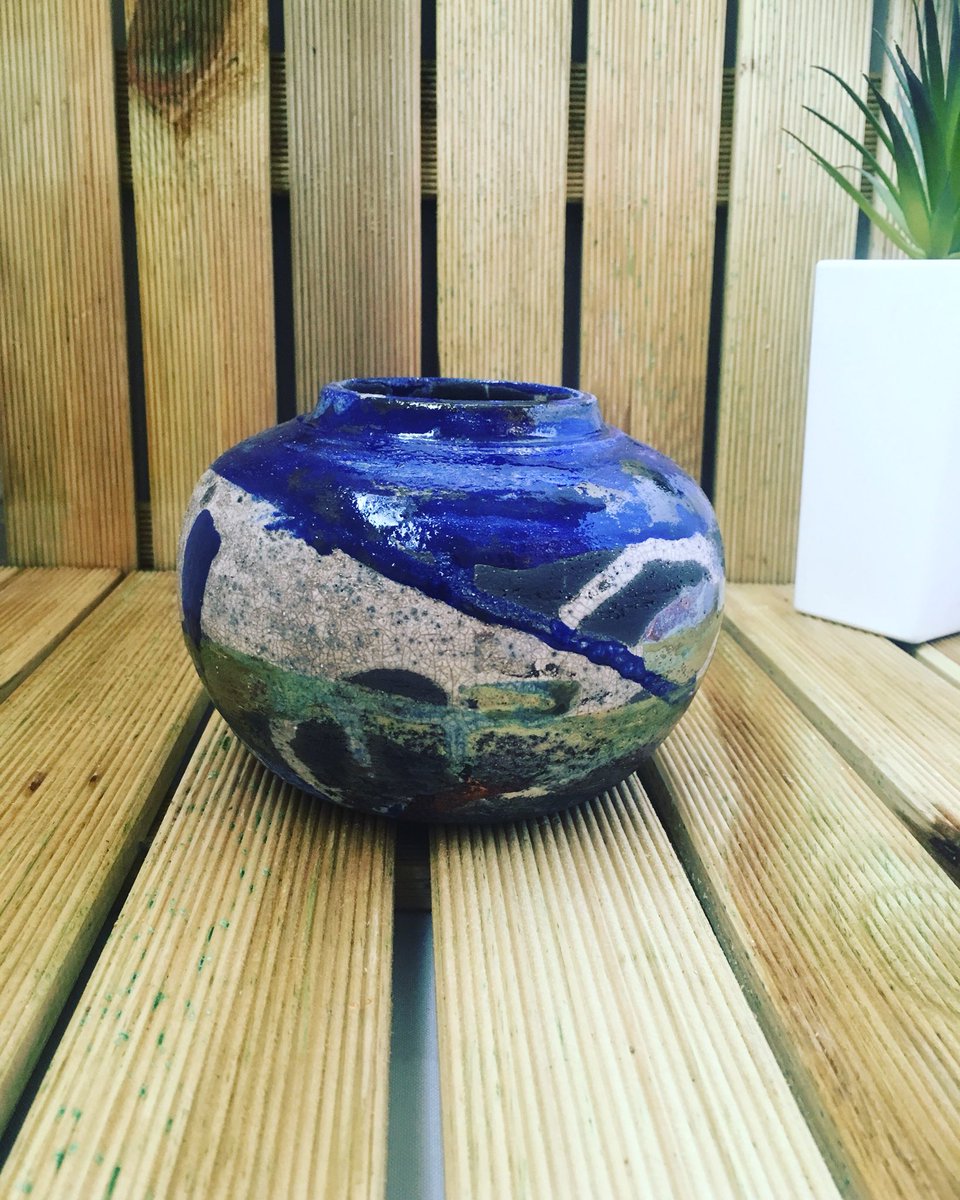 EvansColette's tweet photo. Iβll be at #Knutsford @_makersmarket today from 11-4pm look forward to seeing you opposite RBS n Old Sessions pub #princessst 11-4pm #ceramics #pottery https://t.co/ApqjnxYFAd